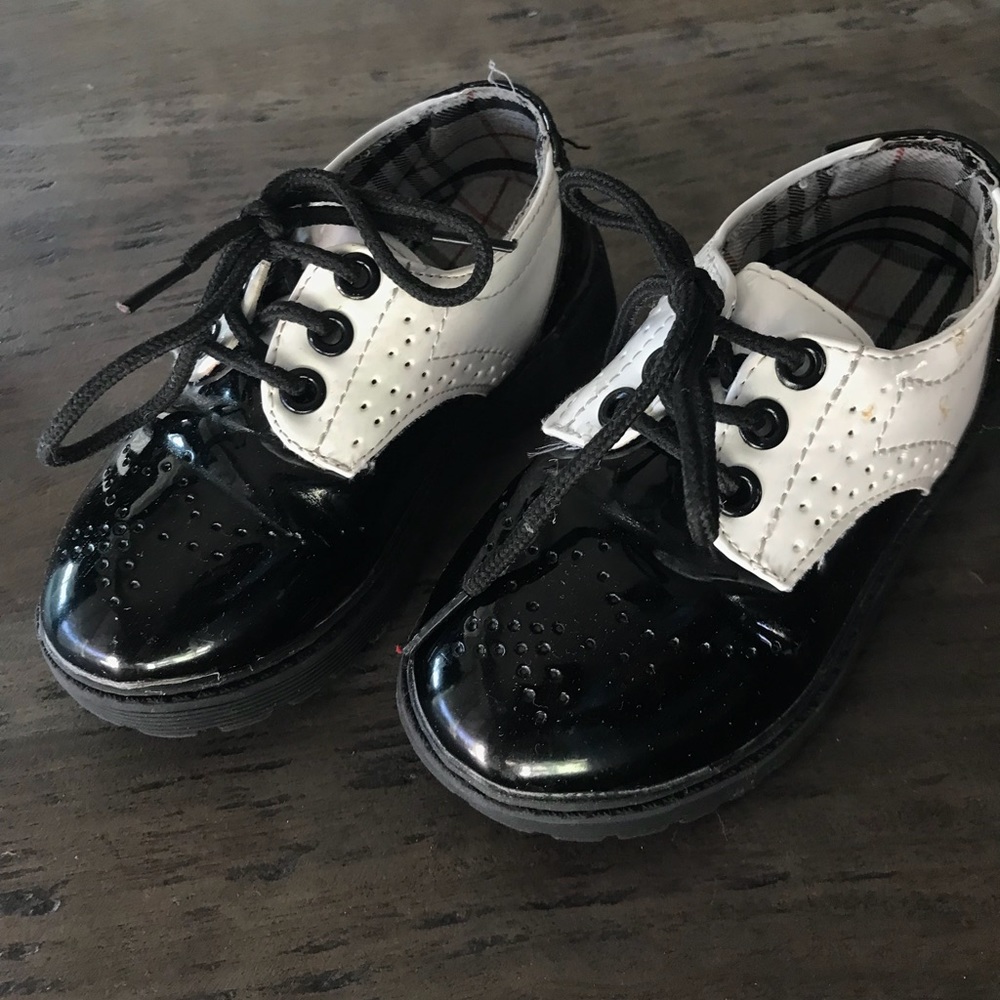Black and white oxfords